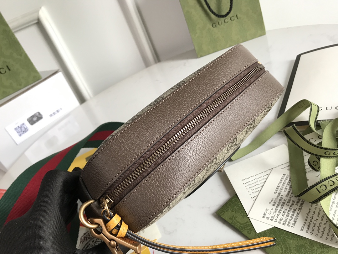 g*u*i vintage gg S*p*e-24*15*7.5cm