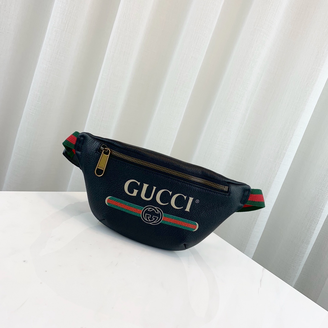 G*u*i waist bag-22cm