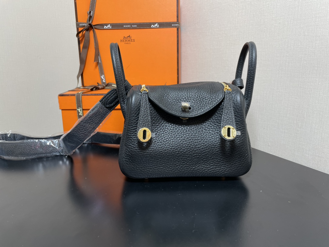 H**mes lindy 19-togo leather-19cm