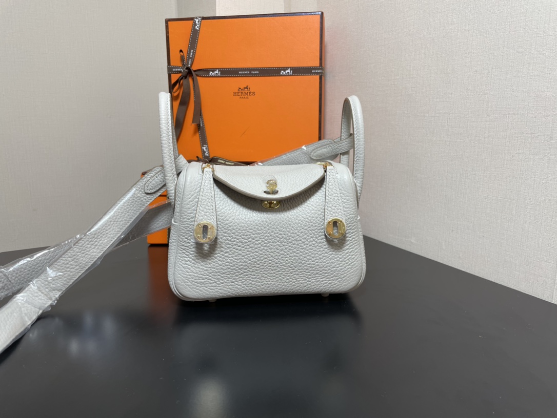 H**mes lindy 19-togo leather-19cm