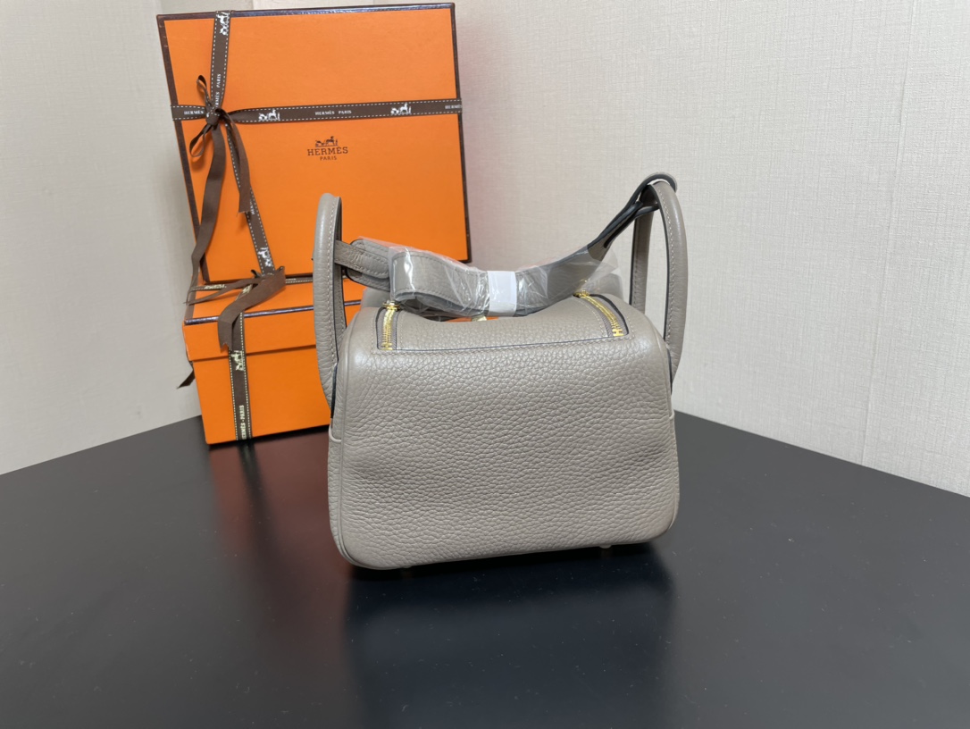 H**mes lindy 19-togo leather-19cm