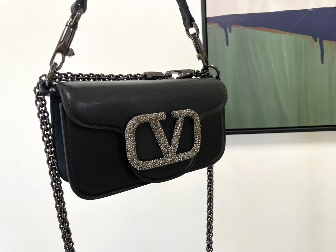 Va1e*ntin0 handbags-20*15*7cm