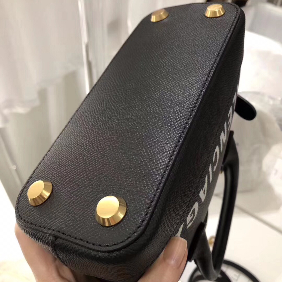 Ba*len*cia*ga ville bag-26x11.5x21.5cm