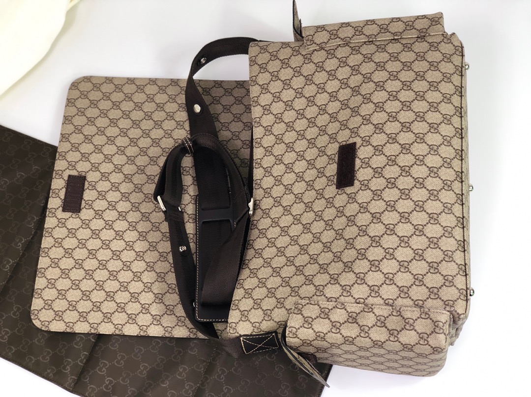 Gvc*1 diaper handbags-44-28-14cm