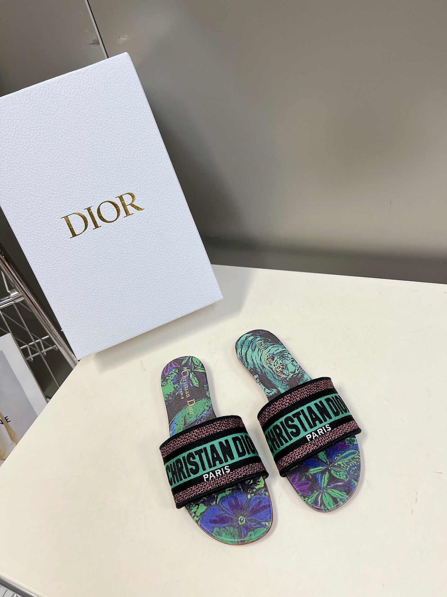 D*or slides