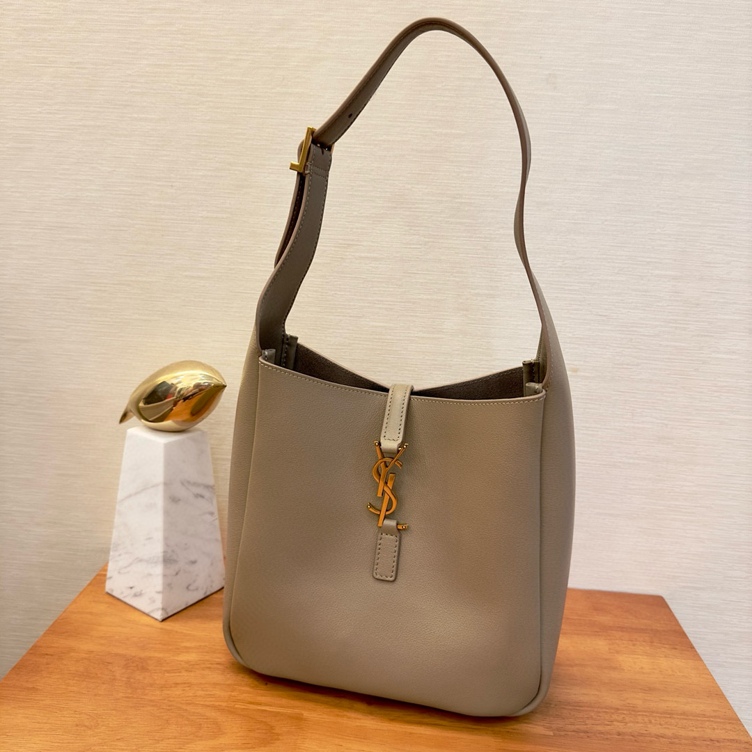 Y*L le5a7 vintage bag-23×22×10cm