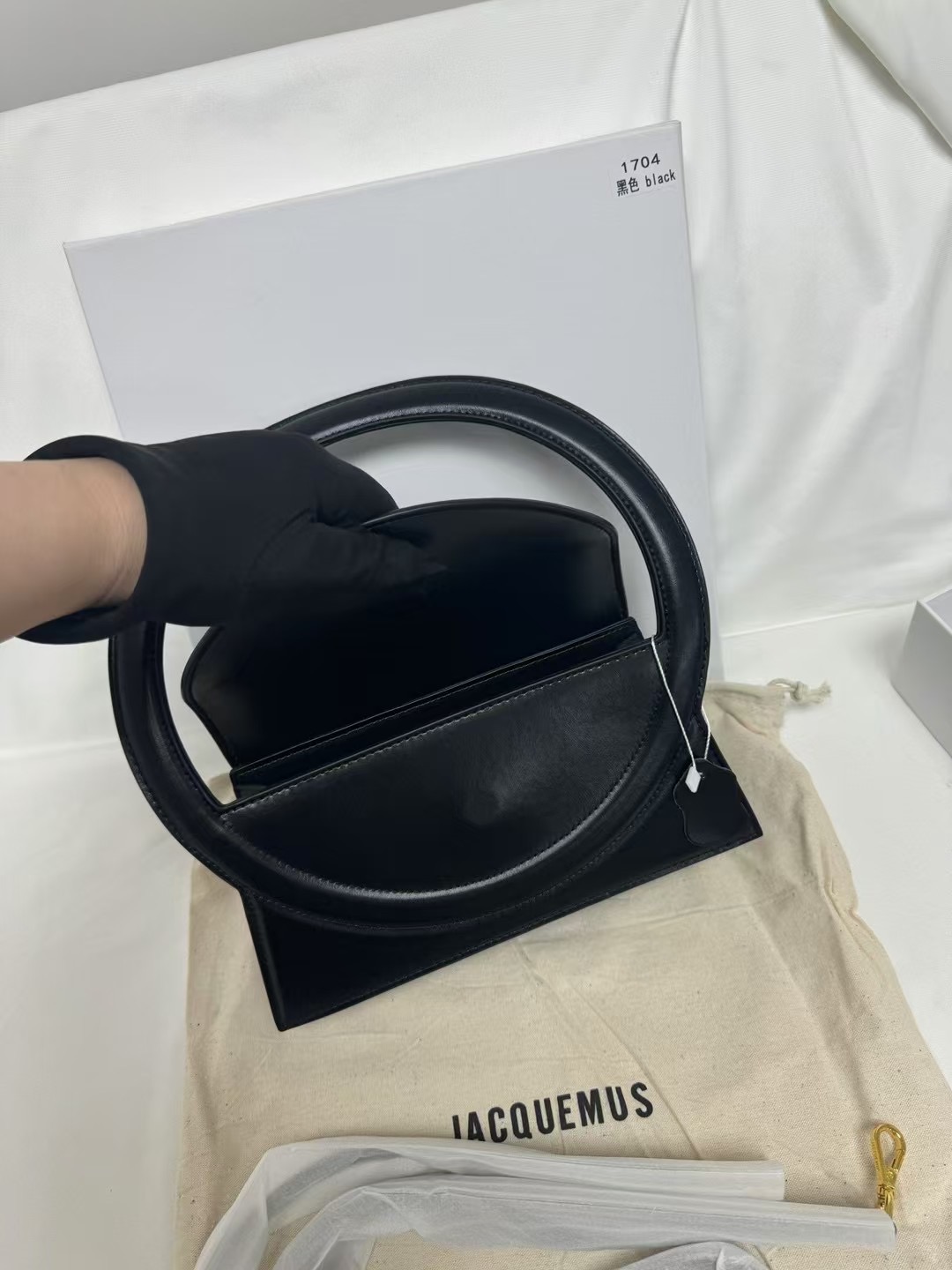 Ja*qvemvs le sac rond bag leather black-26*13*6cm