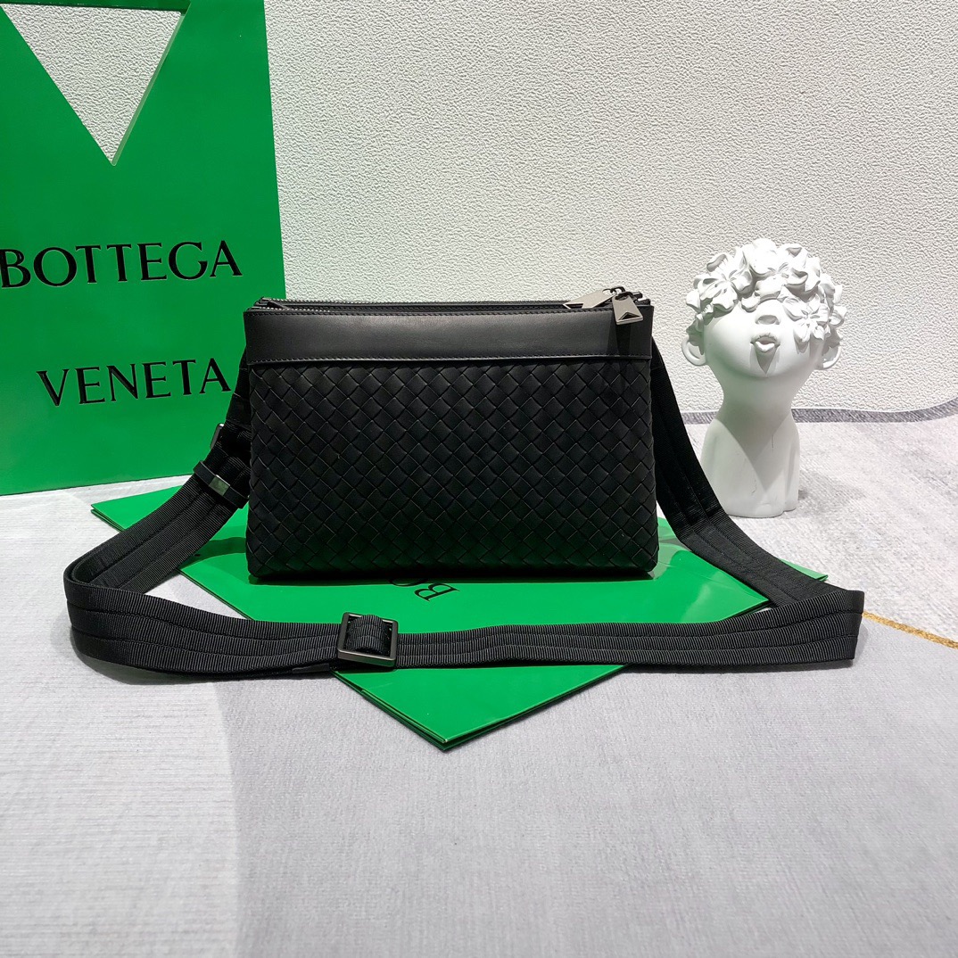 b0tt*ga Ven*ta shoulder bag -26*18*4cm