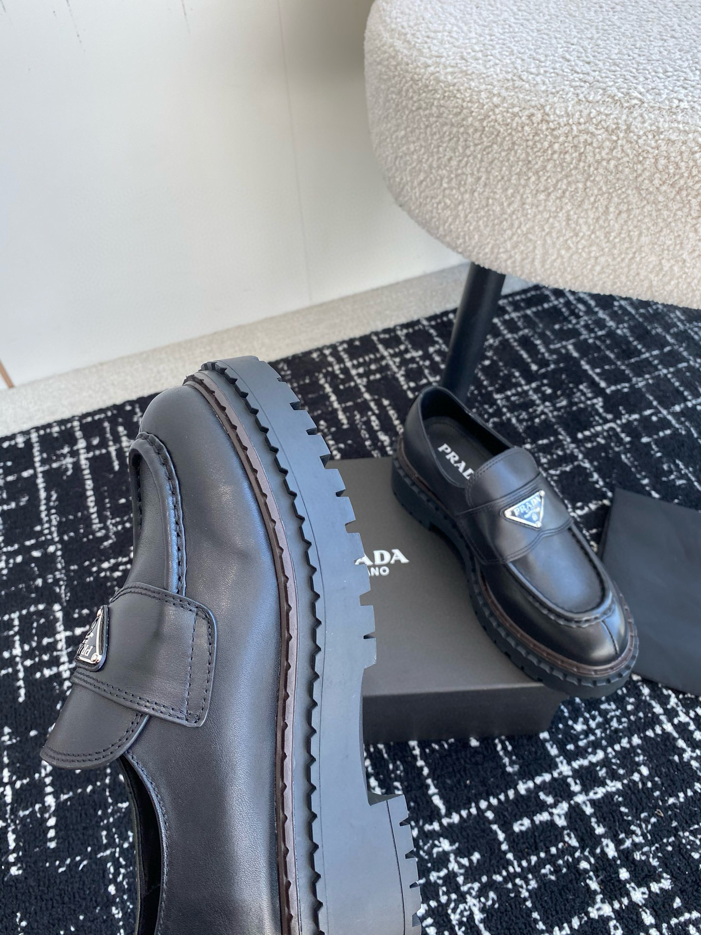 Pra*a loafers 2024ss