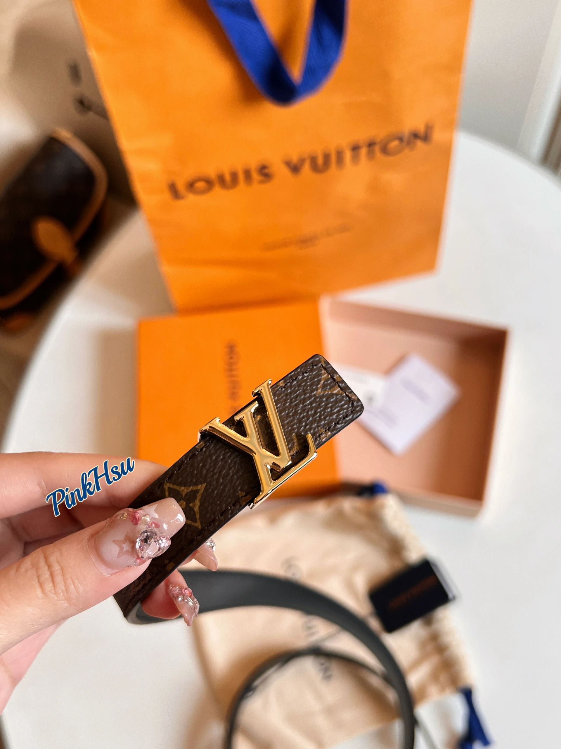 l0*is V*t0n belt-2cm