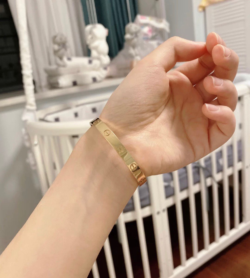 Ca*t*er bracelet