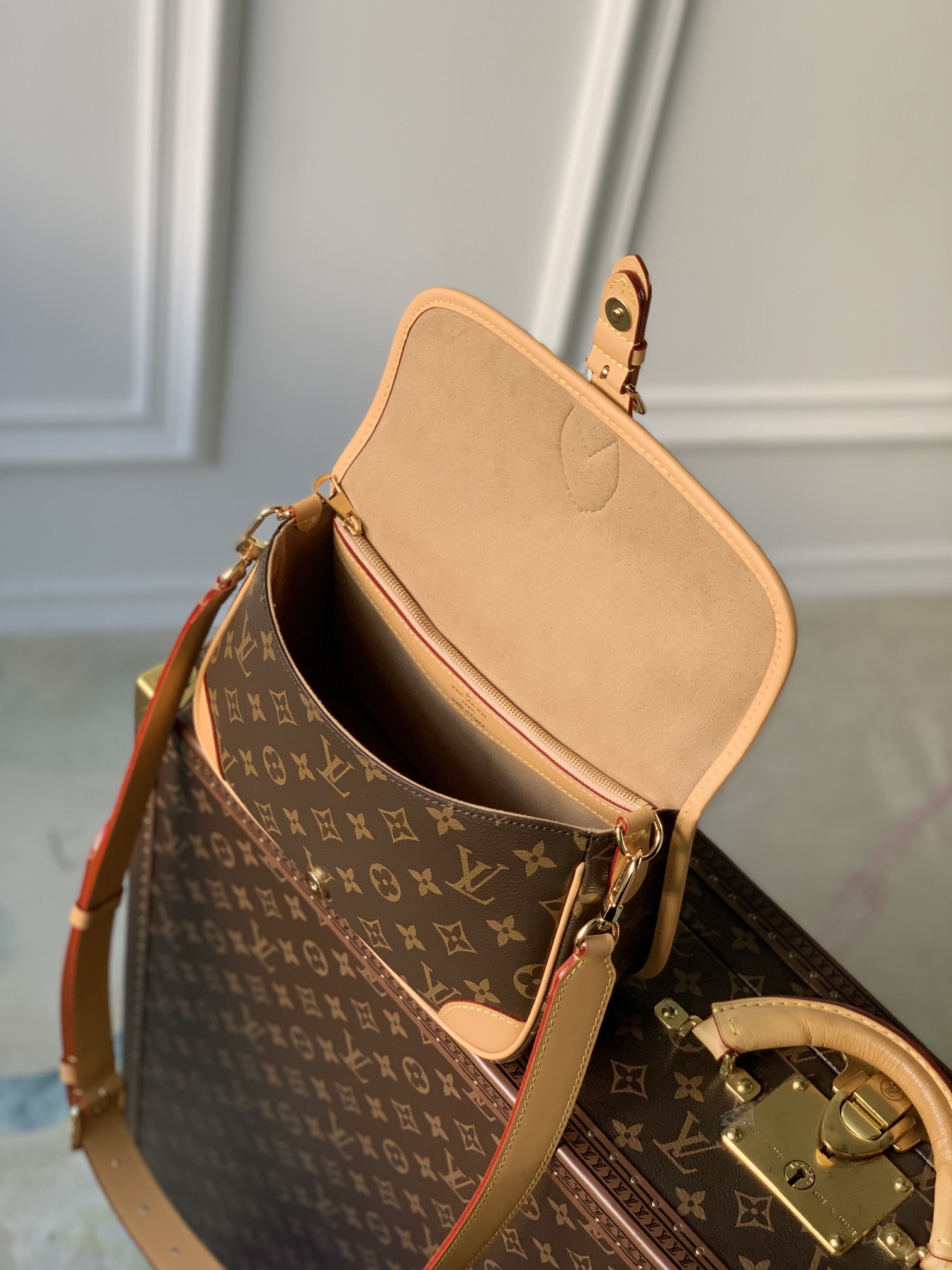l0*is V*t0n diane handbags-25*9*15cm