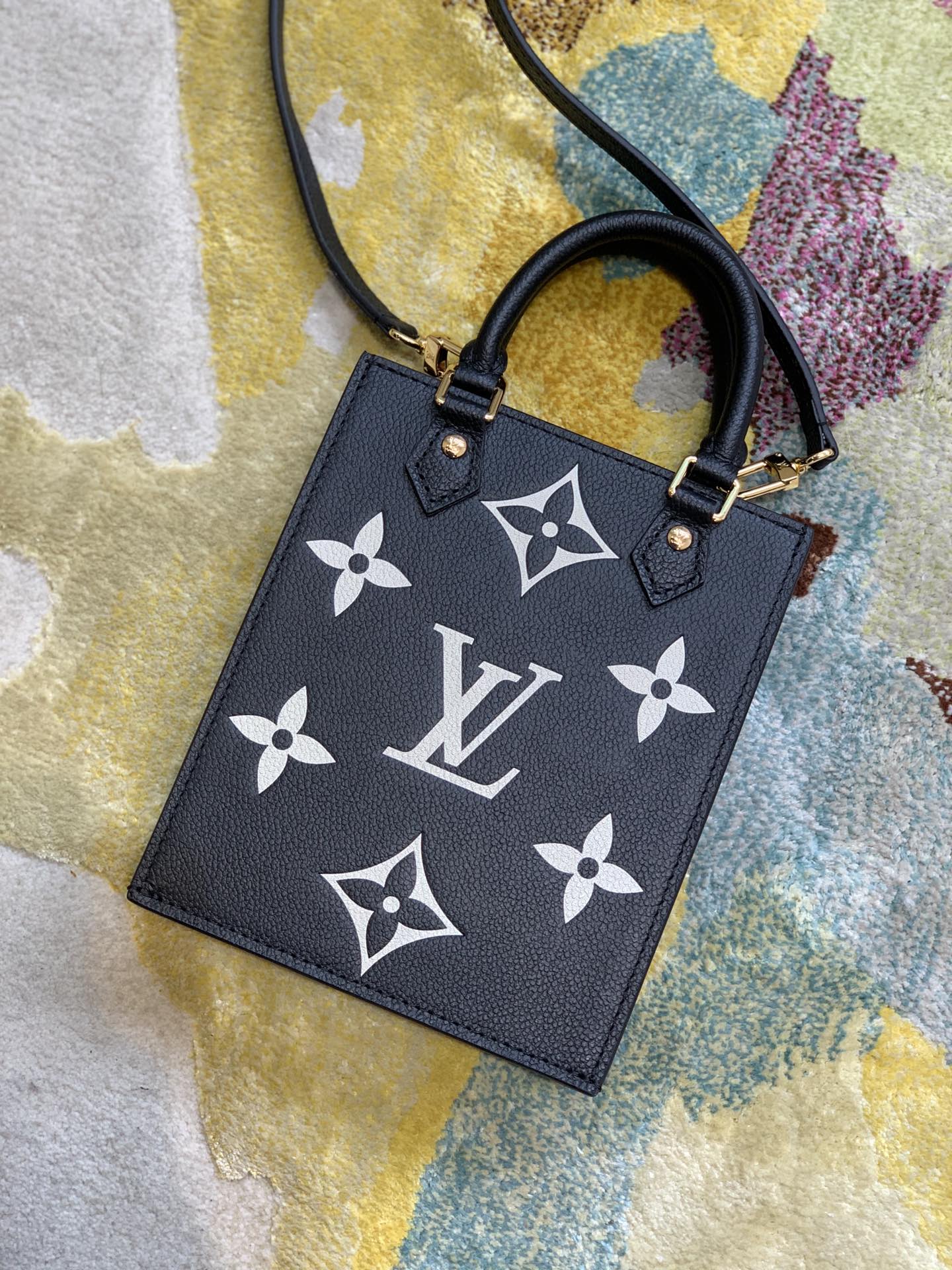 l0*is V*t0n petie sac plat tote-17*14*5.5cm