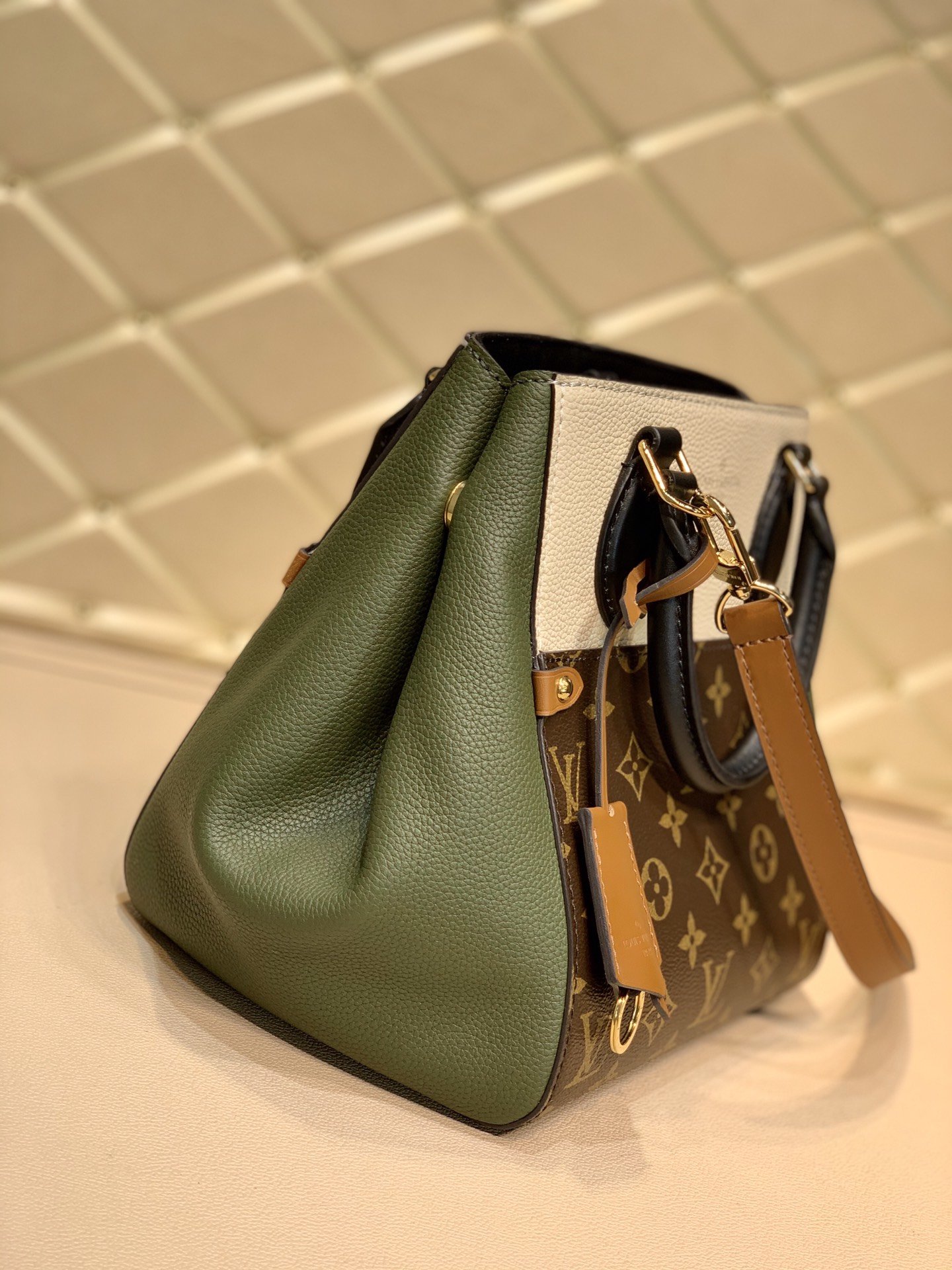 l0*is V*t0n fold tote bag-35*40*17cm