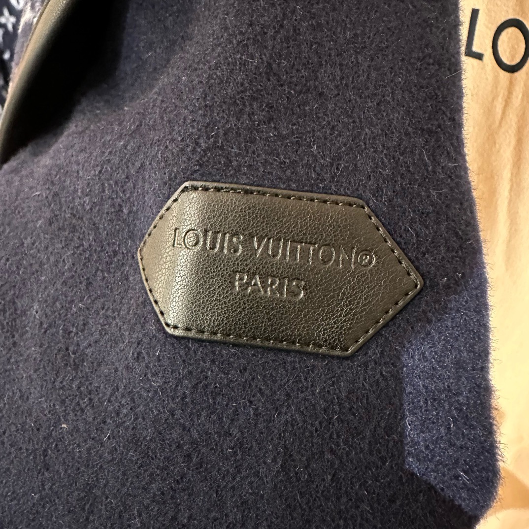 Lou*is Vuitt*on Wool Trench Coat