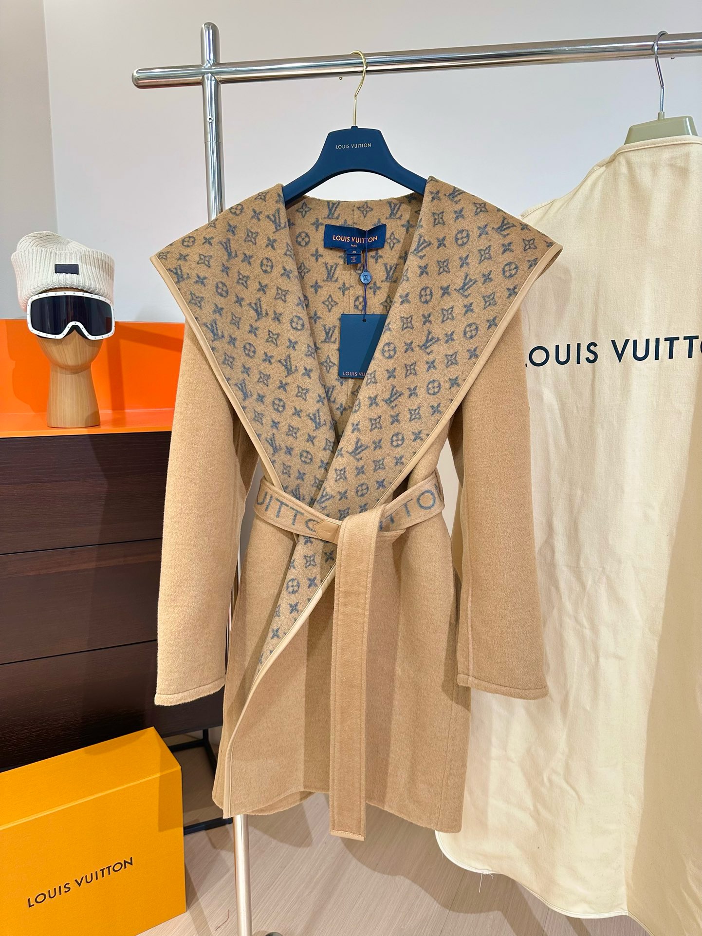 Lou*is Vuitt*on Wool Trench Coat