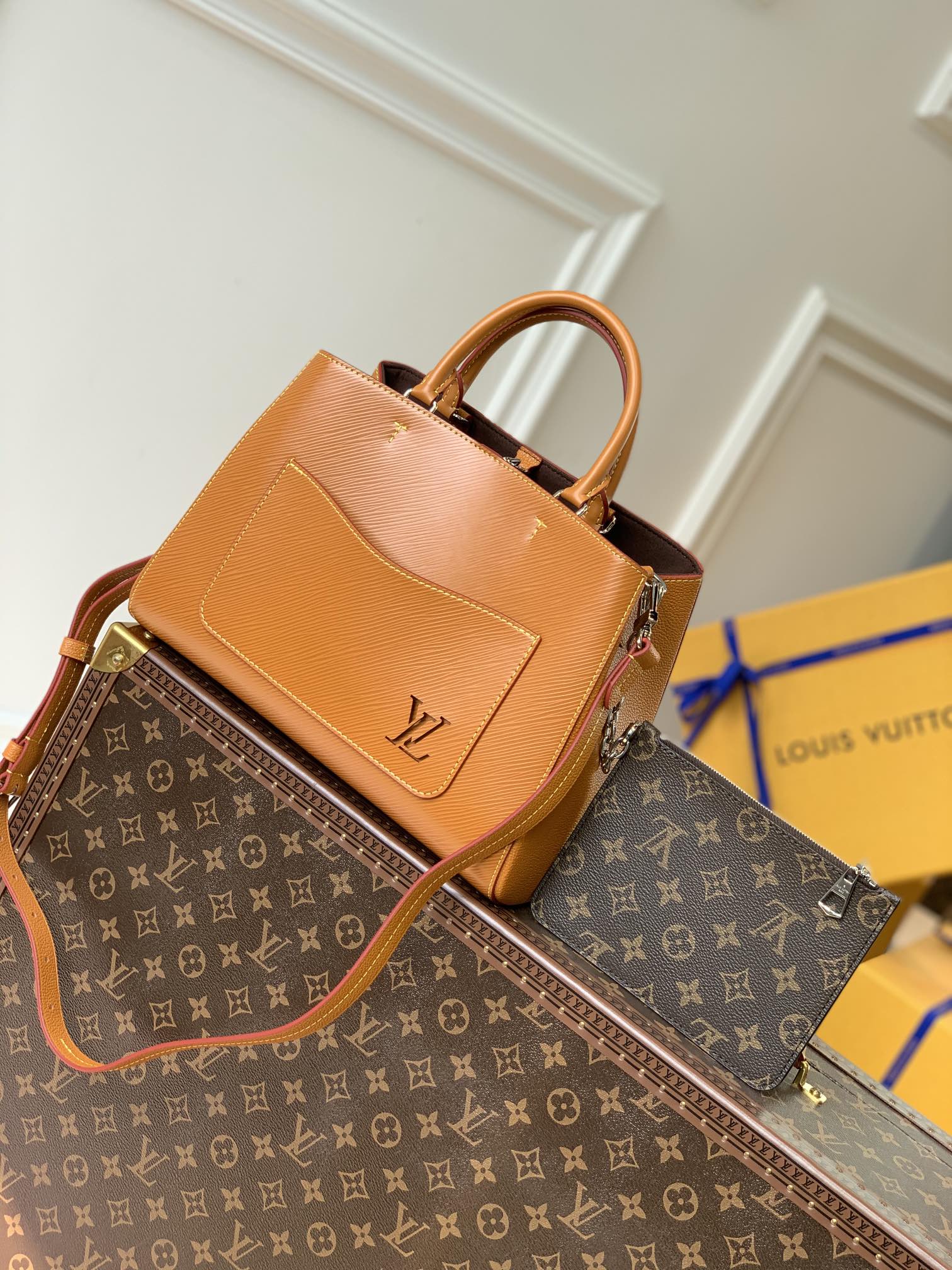 l0*is V*t0n marelle tote -25*17*11&30*21*13cm