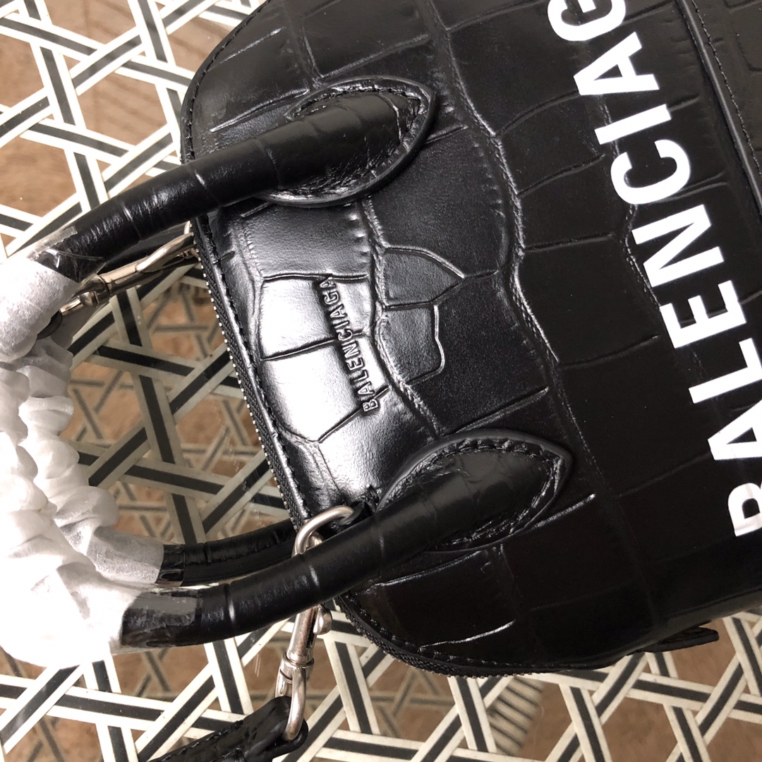 Ba*len*cia*ga ville bag-18x8x16cm