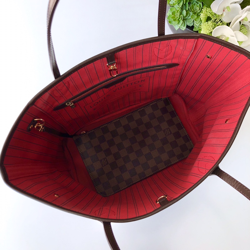 l0*is V*t0n neverfull mm (red inside) -32*29*17cm