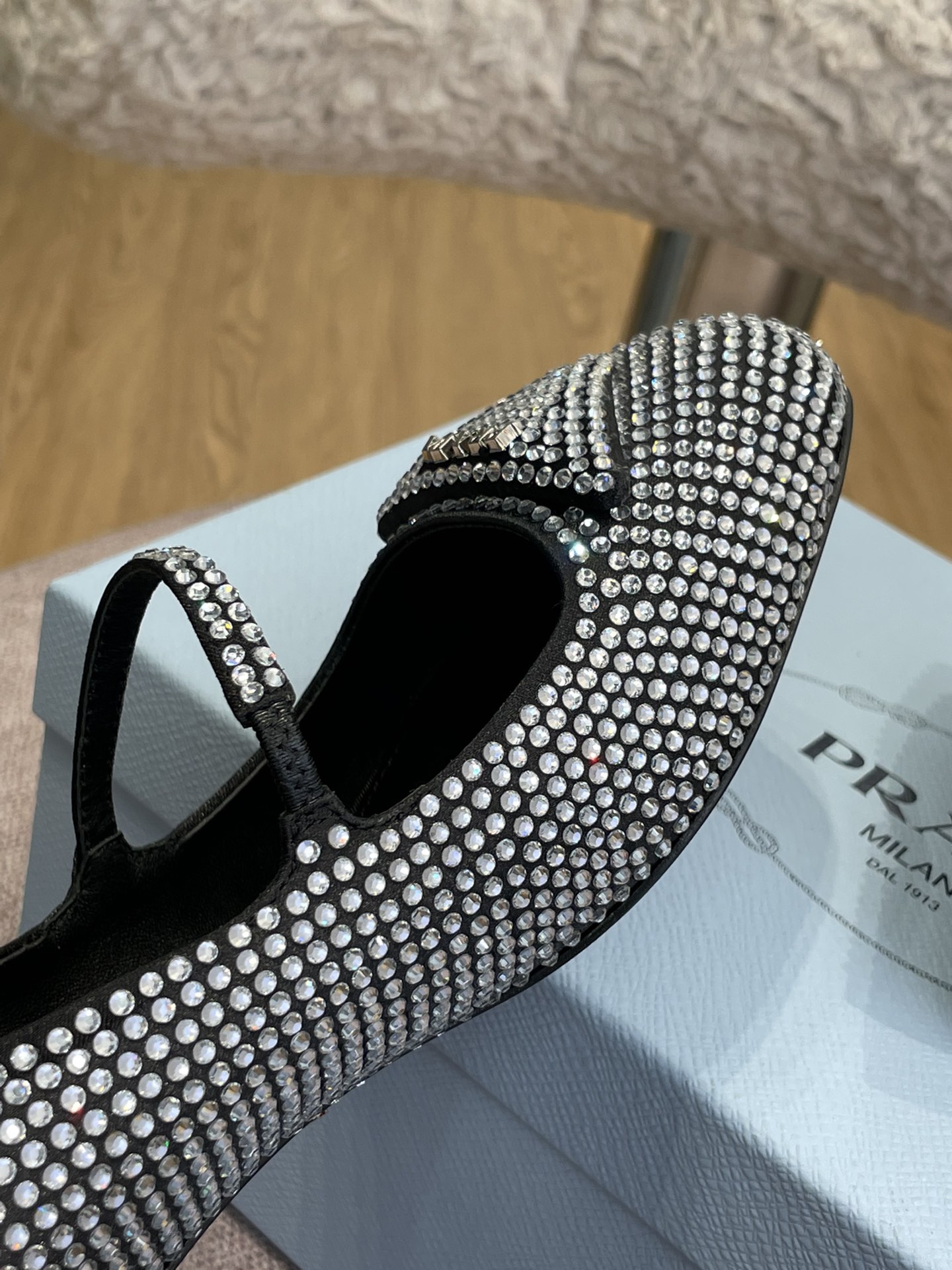 Pra*a heels 2022ss