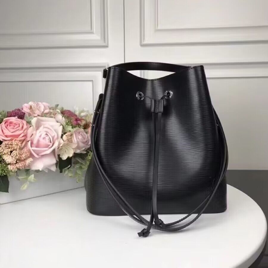 l0*is V*t0n néonoé bucket bag -24.27.15cm