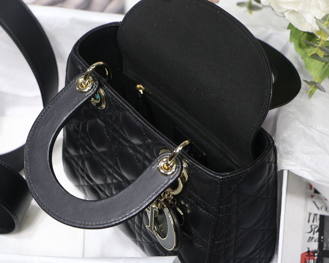 lady D*or handle bag-24cm