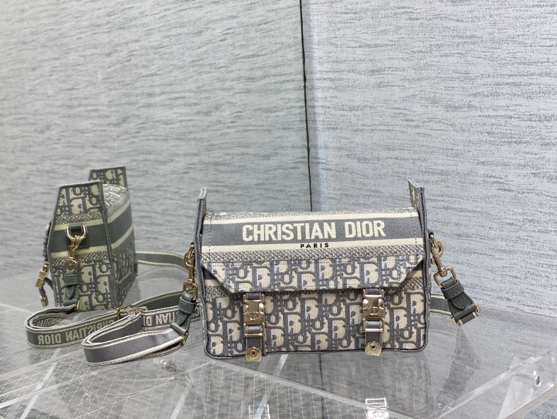 D*or camp bag-23×15×8cm