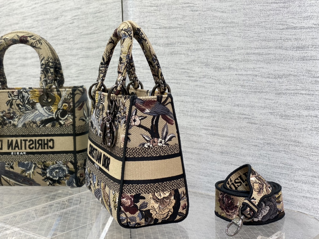 lady D*or handle bag-24cm