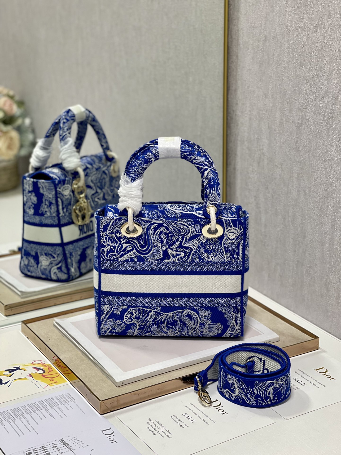 lady D*or handle bag-24cm