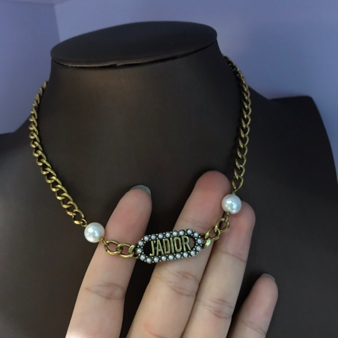 D*or necklace
