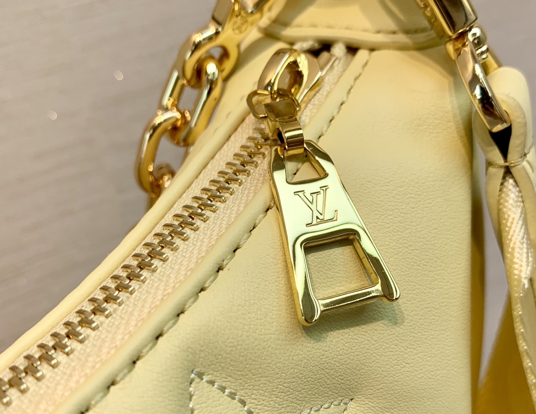 l0*is V*t0n over the moon handbag-27.5*16*7cm