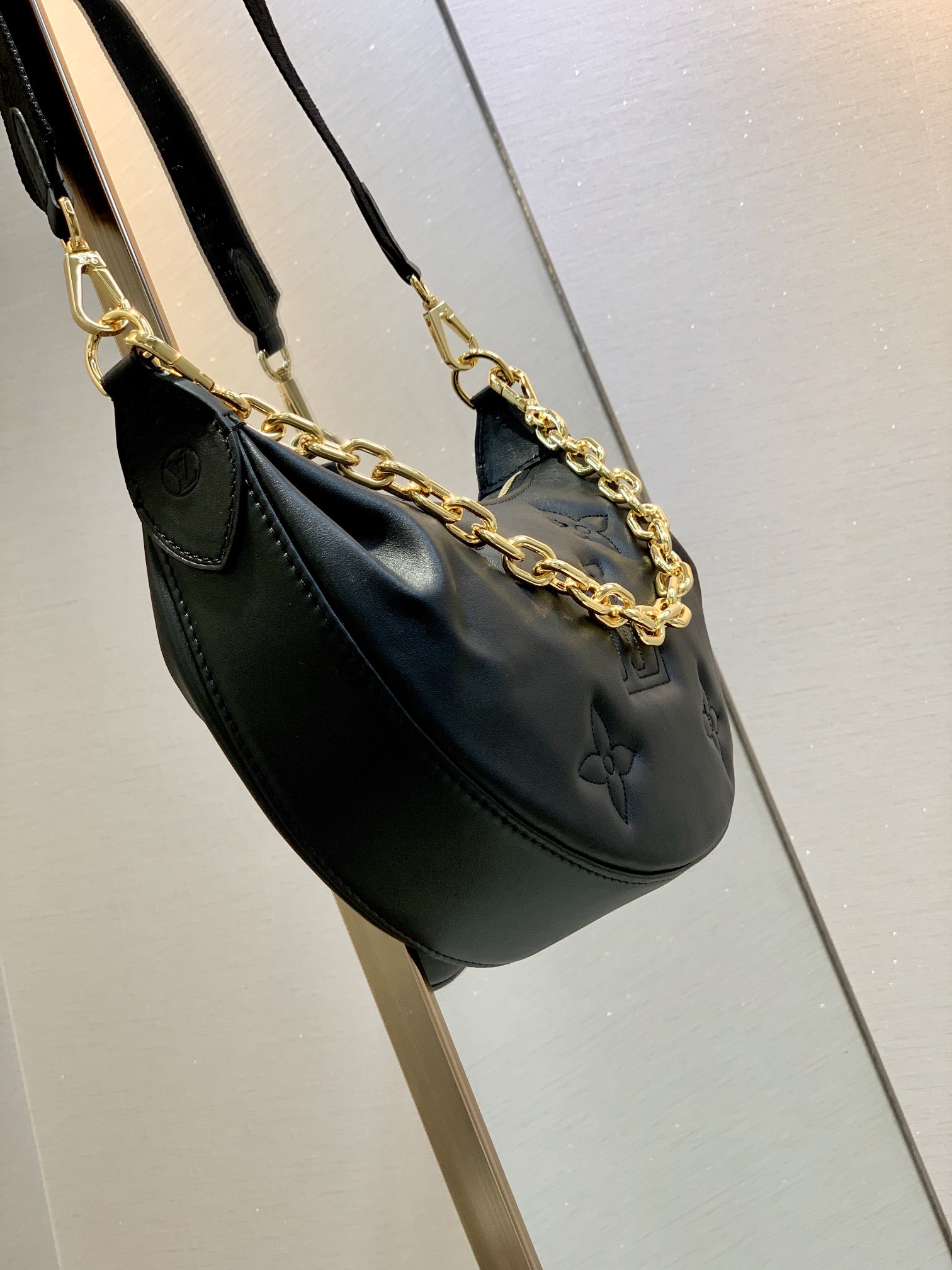l0*is V*t0n over the moon handbag-27.5*16*7cm