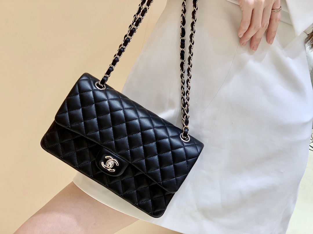 Ch@nel Flap Bag-Lambskin Leather-Silver Hardware-25CM