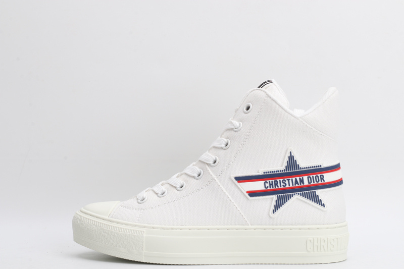 D*or high-top sneakers