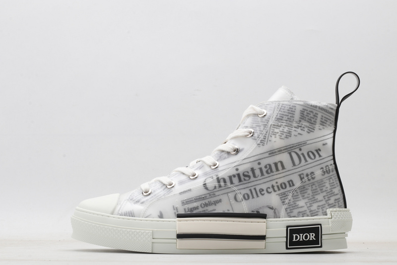 D*or high-top sneakers