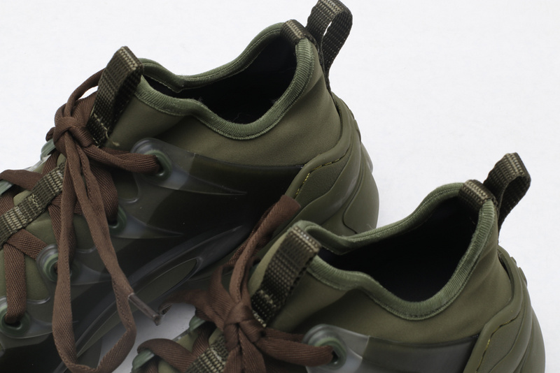 D*or sports sneakers
