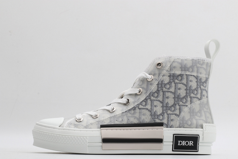 D*or high-top sneakers