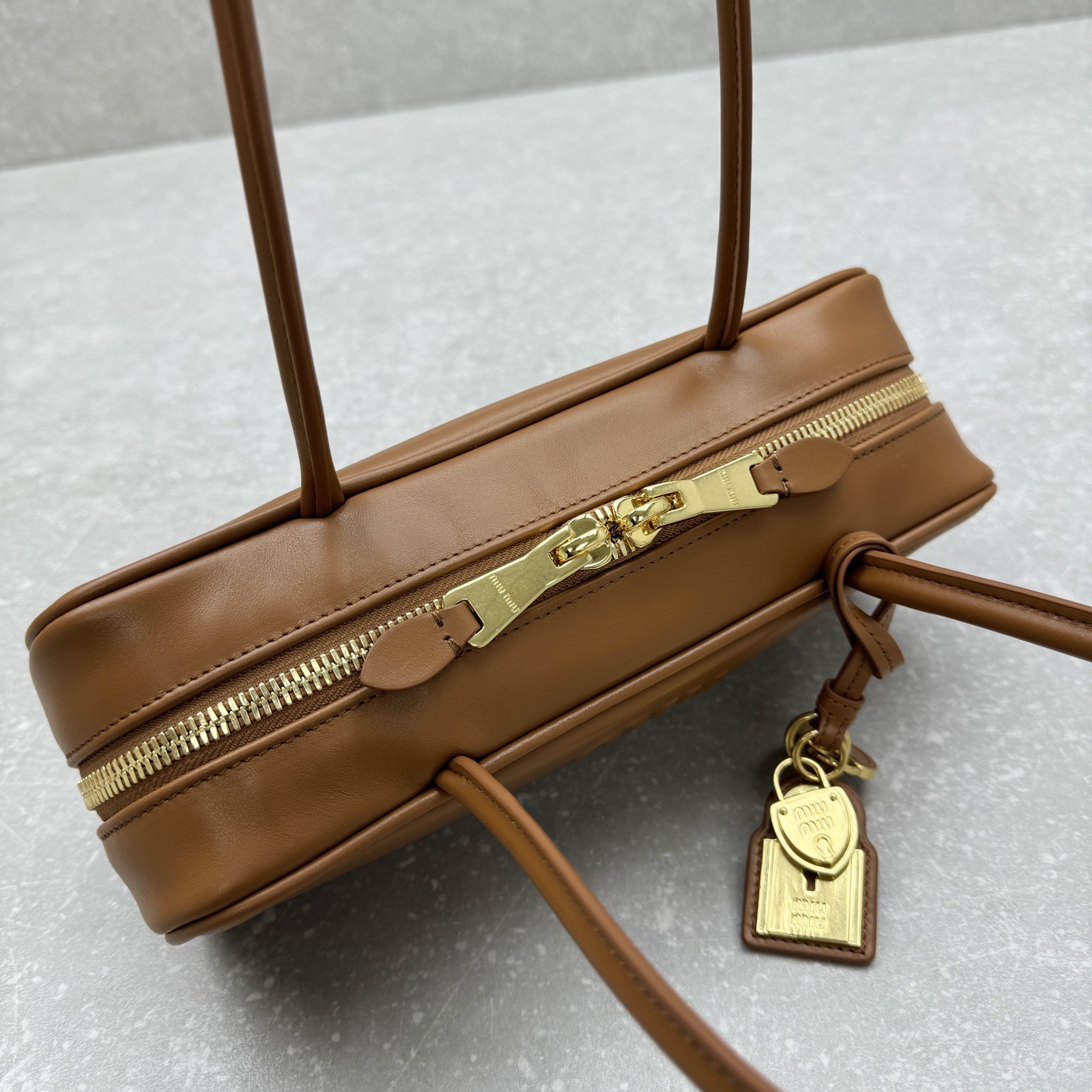 M1um1u top handbags-28*11.5*8cm