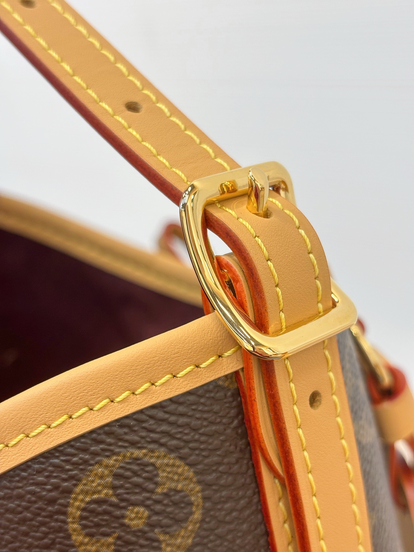 L0vis Vvtt0n Nano CarryAll Monogram - Wallets and Small Leather-16 x 15 x 9.5CM