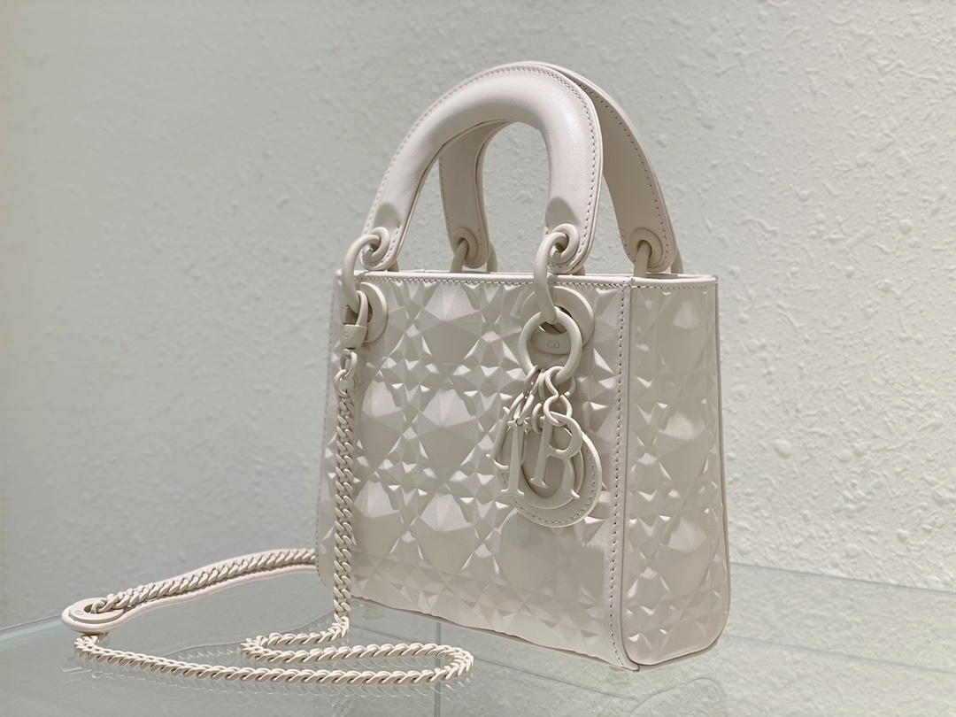 lady D*or bag-17cm