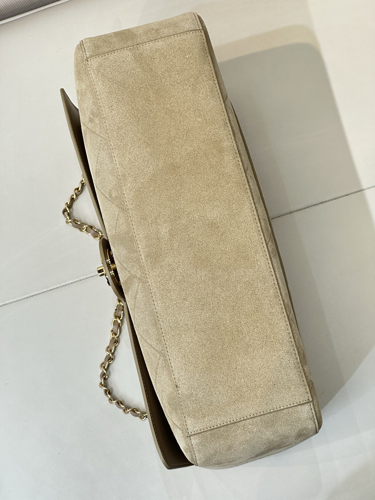 Ch@nel Maxi flapbag , Suede Calfskin & Gold-Tone Metal-26*38.5*11CM