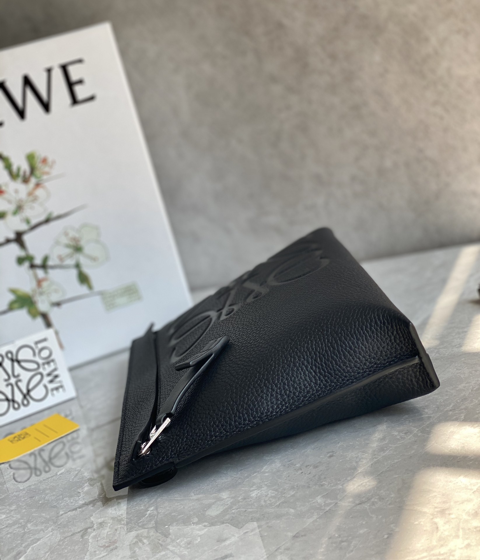 L0ew* pouch-29.5*20cm