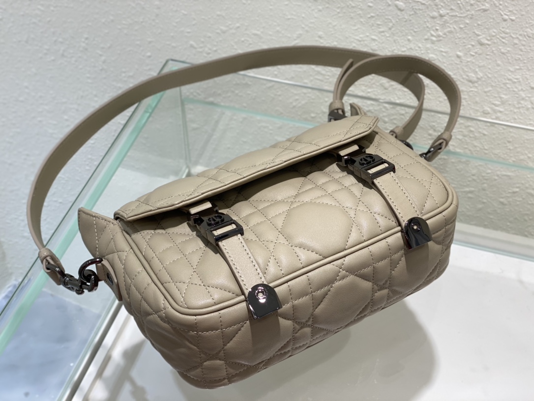 D*or camp bag-23×15×8cm