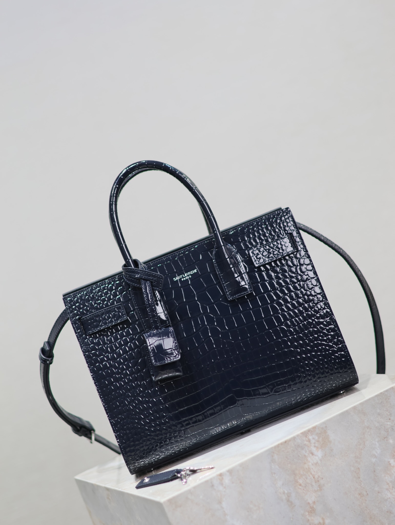 Y51 Sac De Jour-22x18x10.5&26x20.5x12.5CM