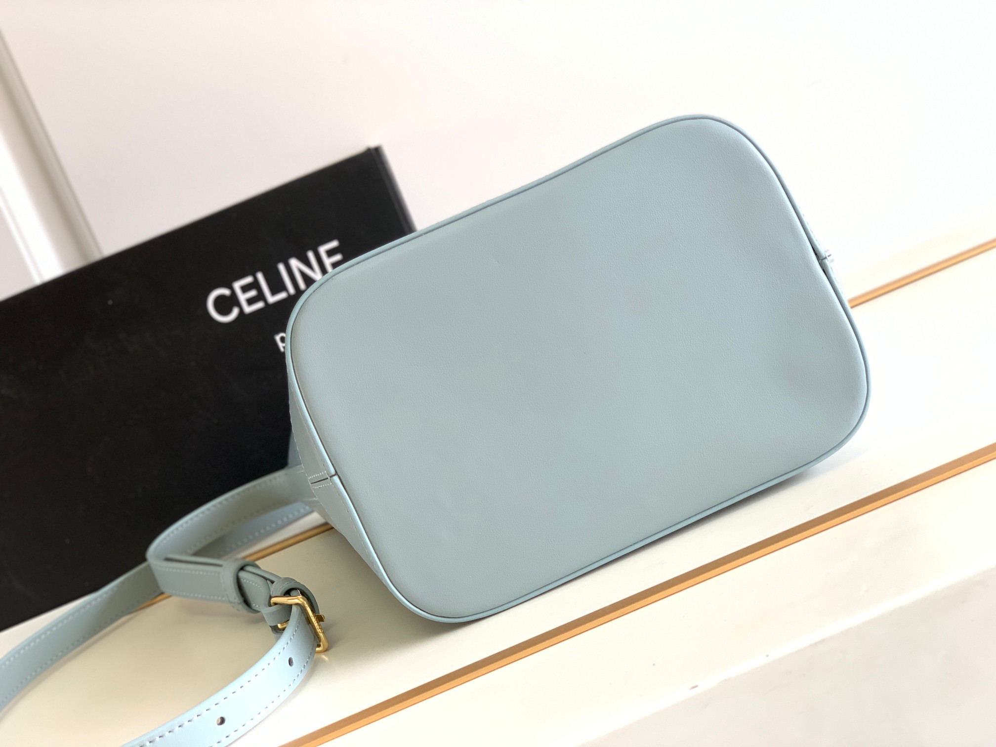 Ce**e cuir bucket-30×22×13cm