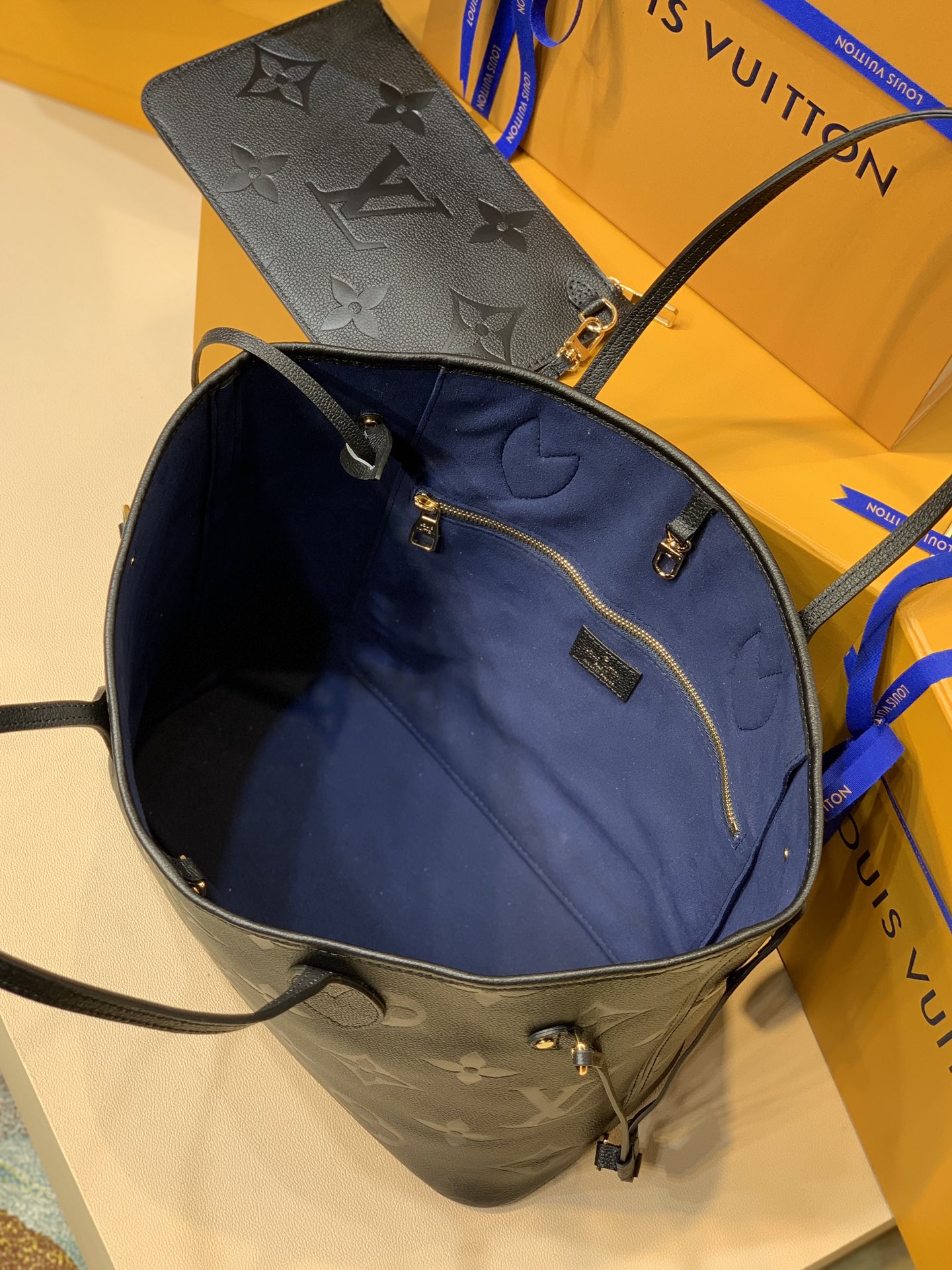 l0*is V*t0n neverfull mm-32*29*17cm