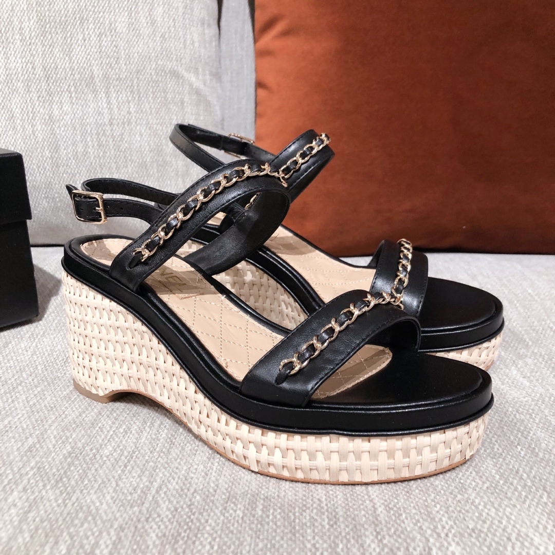 Ch@nel Heels