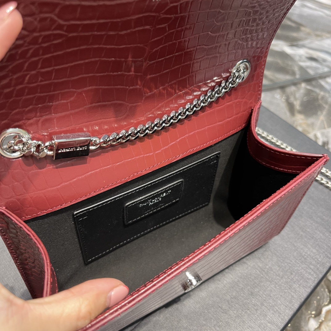 Y*L kate medium with tassle in crocodile leather-20x13.5x5.5ccm