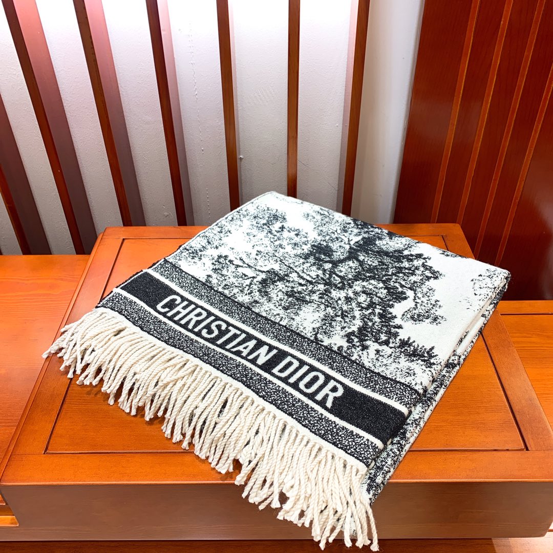 D*or cashmere ddraped blanket-140 x 140cm