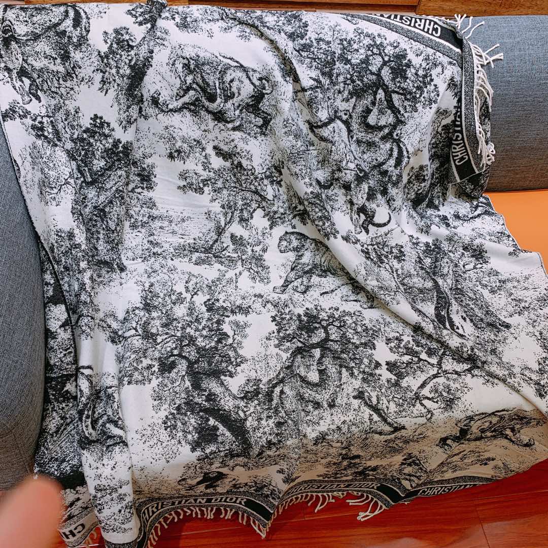 D*or cashmere ddraped blanket-140 x 140cm